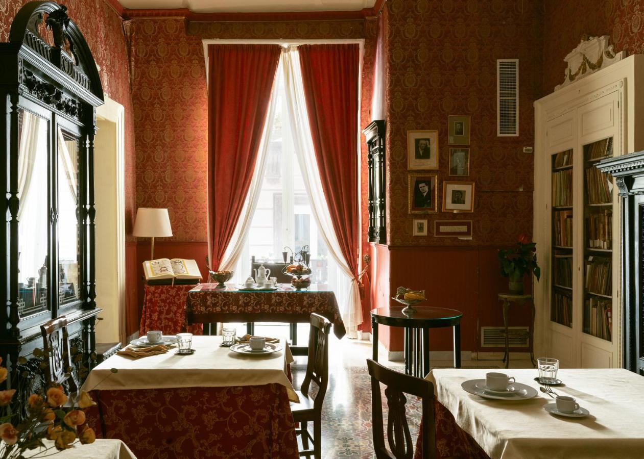 Carafa Di Maddaloni Residenza Di Charme Hotel Nápoles Exterior foto